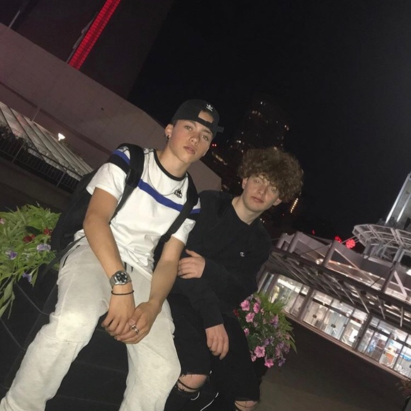 Meet your Posher, Hans - Picture 1 of 1